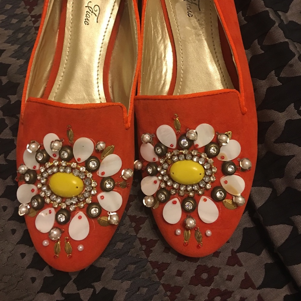 Velvet flats